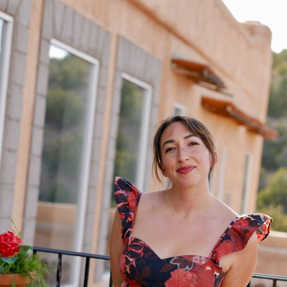 Meet your Posher, Emma